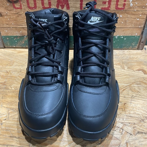 Brand new in box Nike ACG Rhyodomo in all black. Style# BQ5239-001 - Picture 2 of 6